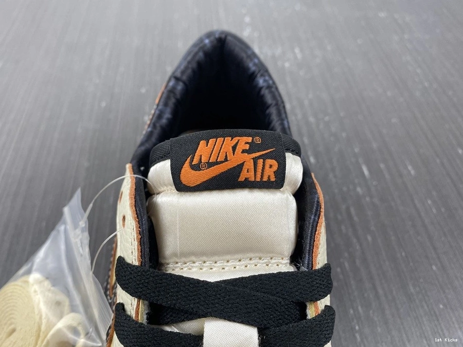 DH6932-100 Tiger - Jordan Year OG the 1 Low of 1103